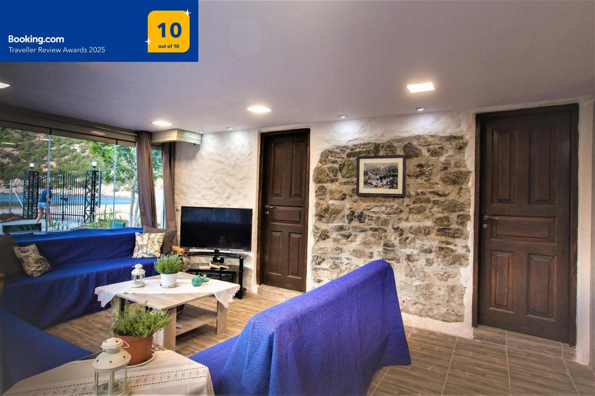 Private Beach House Irene Mare Poros Town Exterior foto